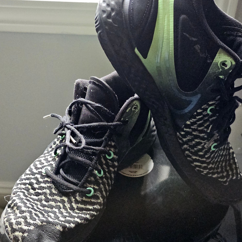 Nike Black and Green Athletic Shoes